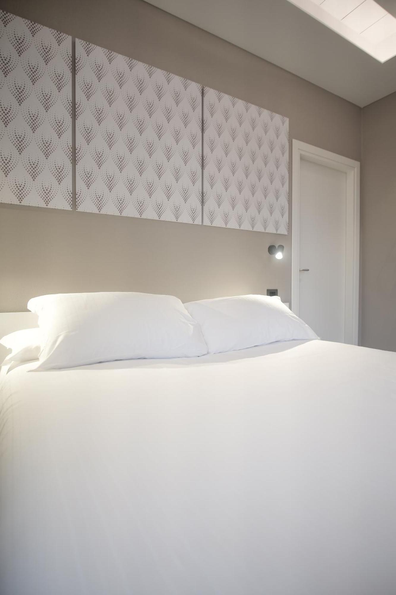 Naboo Verona Luxury Suites Bagian luar foto