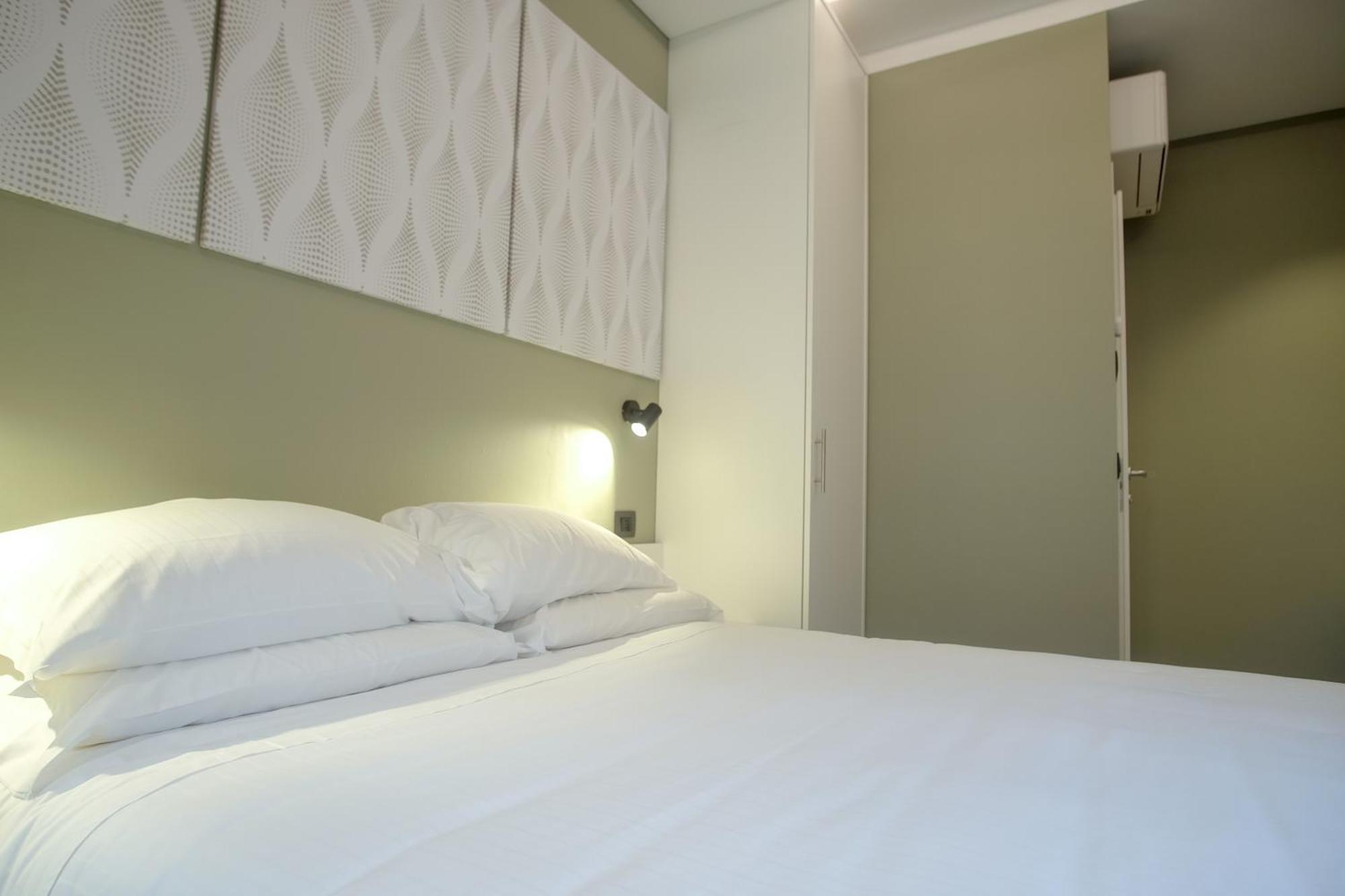 Naboo Verona Luxury Suites Bagian luar foto