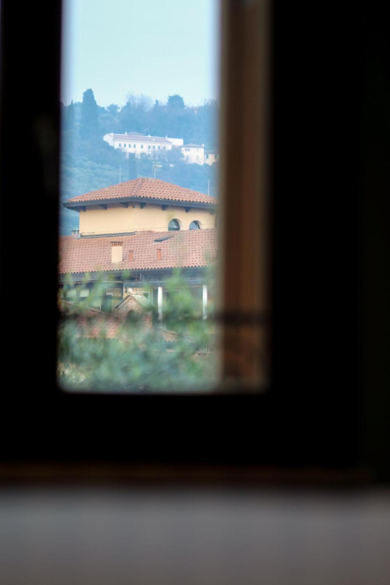 Naboo Verona Luxury Suites Bagian luar foto