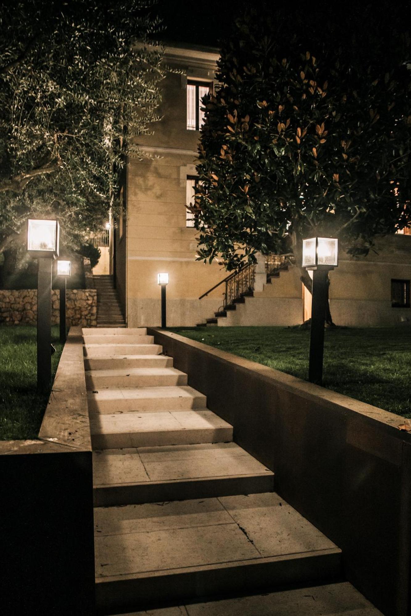Naboo Verona Luxury Suites Bagian luar foto